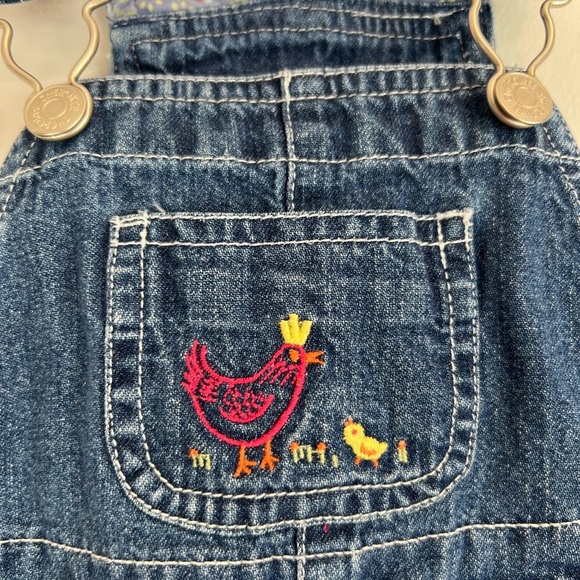 Vintage Cherokee Denim Skirtall Chicken Farm Theme Overalls 12M Baby Girl - Picture 2 of 7